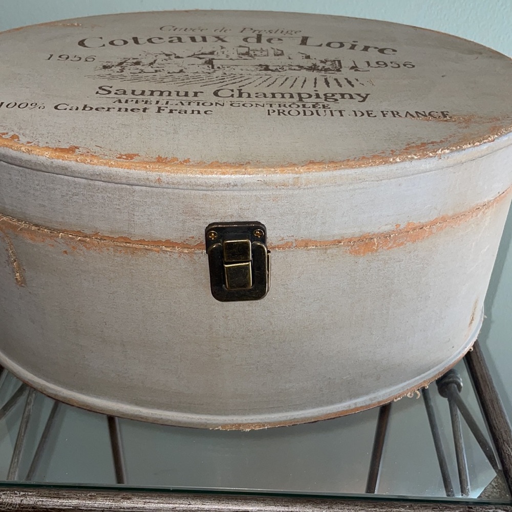 Nesting boxes - Picture 3 of 6